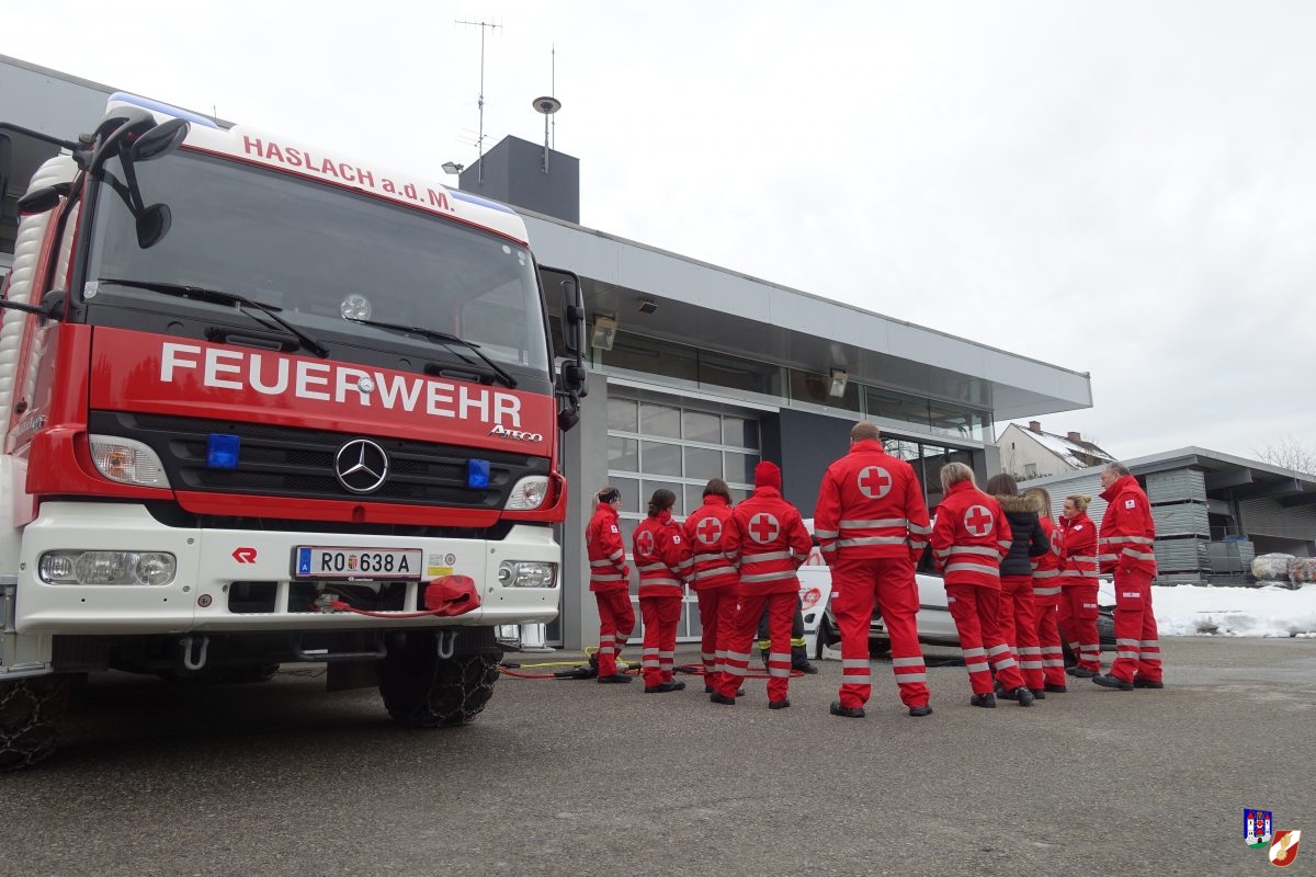 Rettungssanitäterkurs meets Feuerwehr